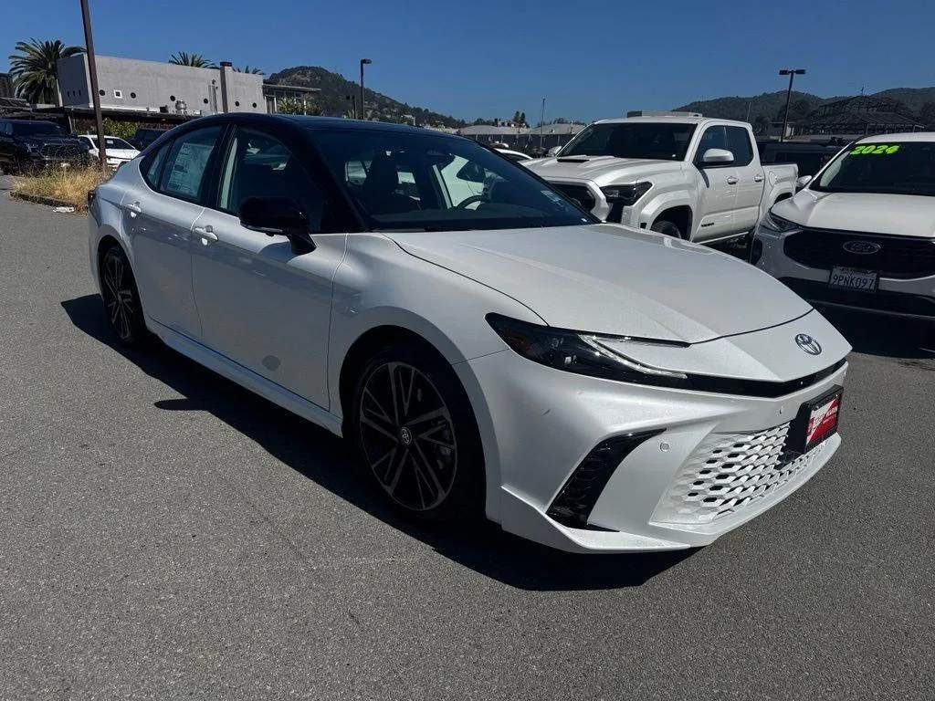 2026 Toyota Camry Hybrid